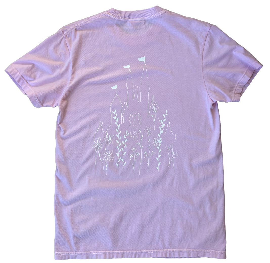 'bibbbi, bobbibi, bloom' castle tee