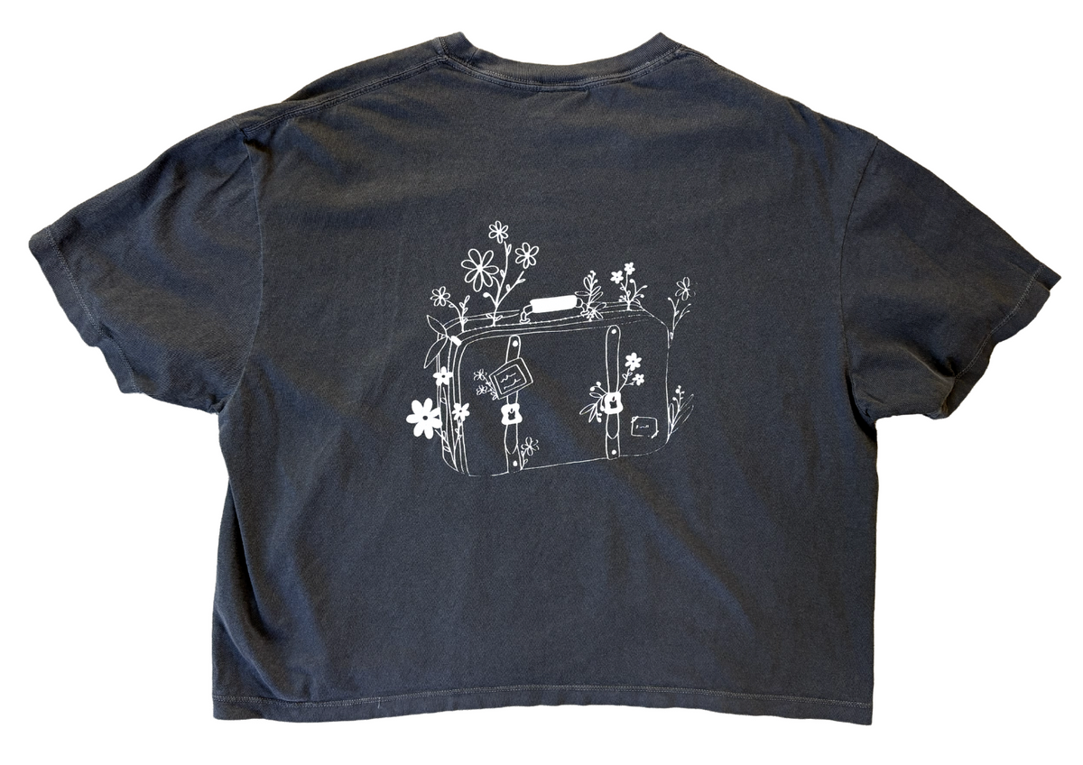 'have suitcase, will travel' suitcase boxy tee