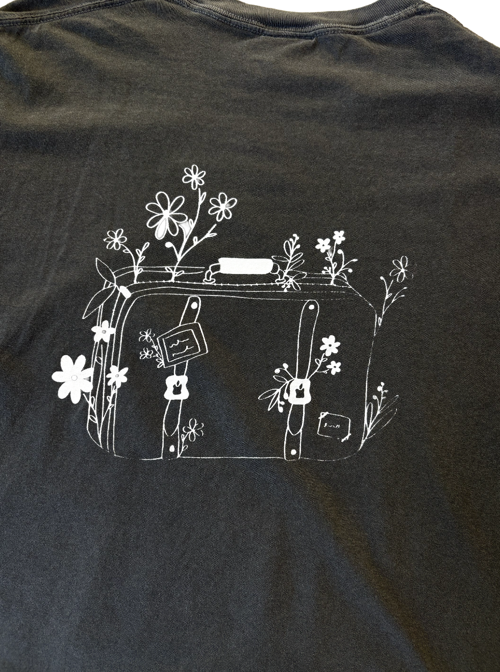 'have suitcase, will travel' suitcase boxy tee